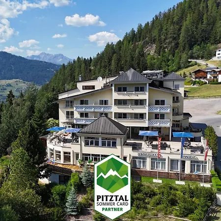 Wellness Aparthotel Panorama Alpin - Ferienwohnungen Jerzens Im Pitztal-3